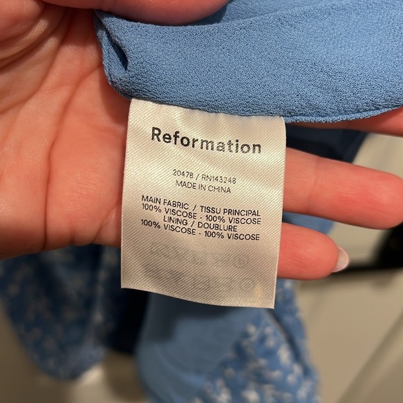 reformation blue floral mini dress - Picture 4 of 6